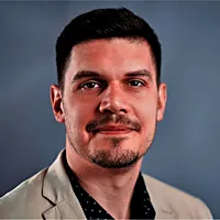 Nemanja Galic-Inaebnit, Verkaufscoach bei Sanitas, Referenzkunde von Sales4IT fuer Gruppen-Coaching