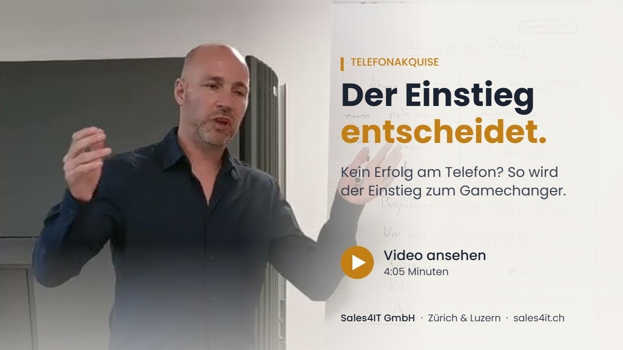 Verkaufstrainer von Sales4IT erklärt im Video den optimalen Einstieg in die Telefonakquise